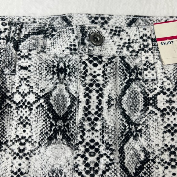 Arizona Snakeskin Mini Skirt Sz 9 Junior Denim - Picture 3 of 8